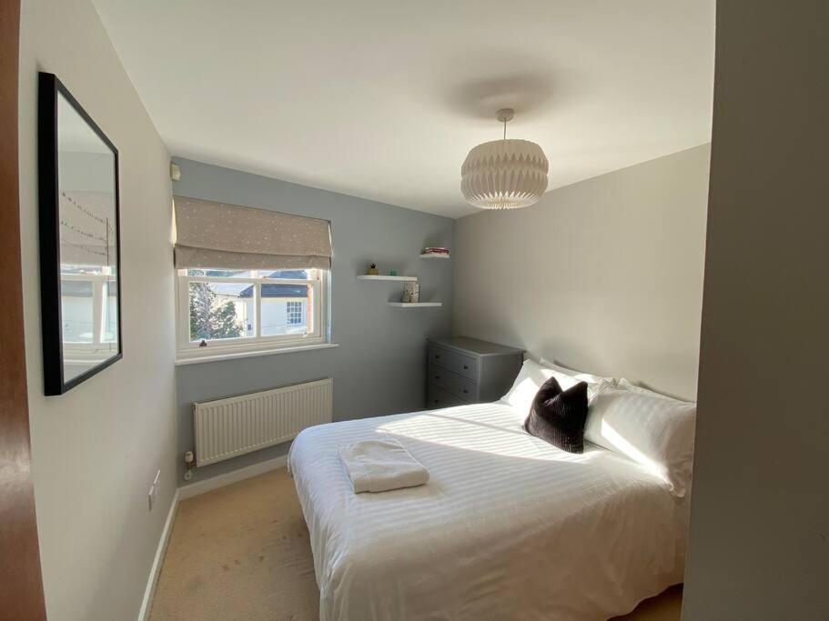 The Penthouse, Winchester Exterior photo